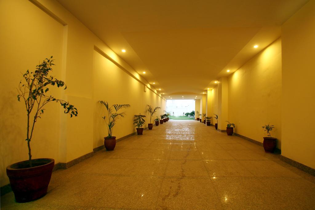 Continent Nakodar Hotel & Resorts Exteriér fotografie