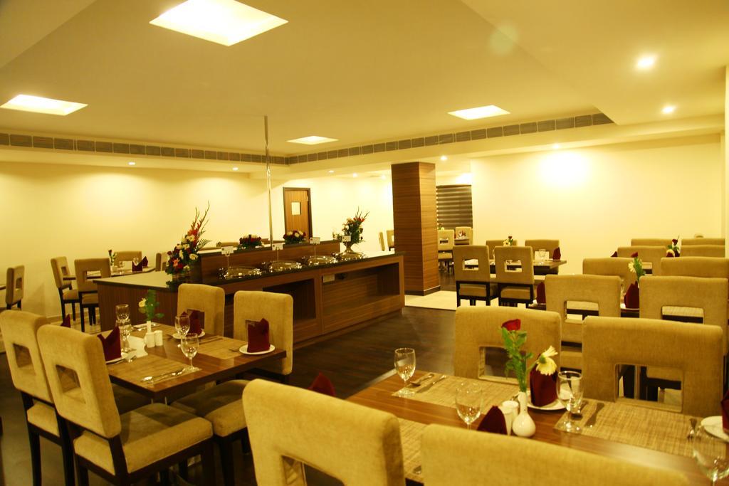 Continent Nakodar Hotel & Resorts Exteriér fotografie